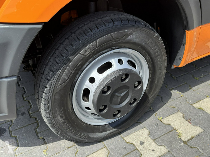 شاحنة Mercedes Zwyżka Podnośnik Koszowy...