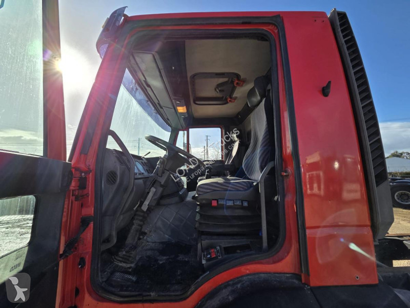 شاحنة Iveco  240E/TN