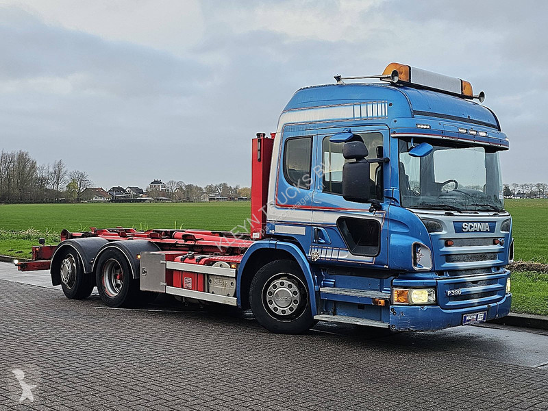 شاحنة Scania P320 OW ENTRY 6X2*4 HIAB