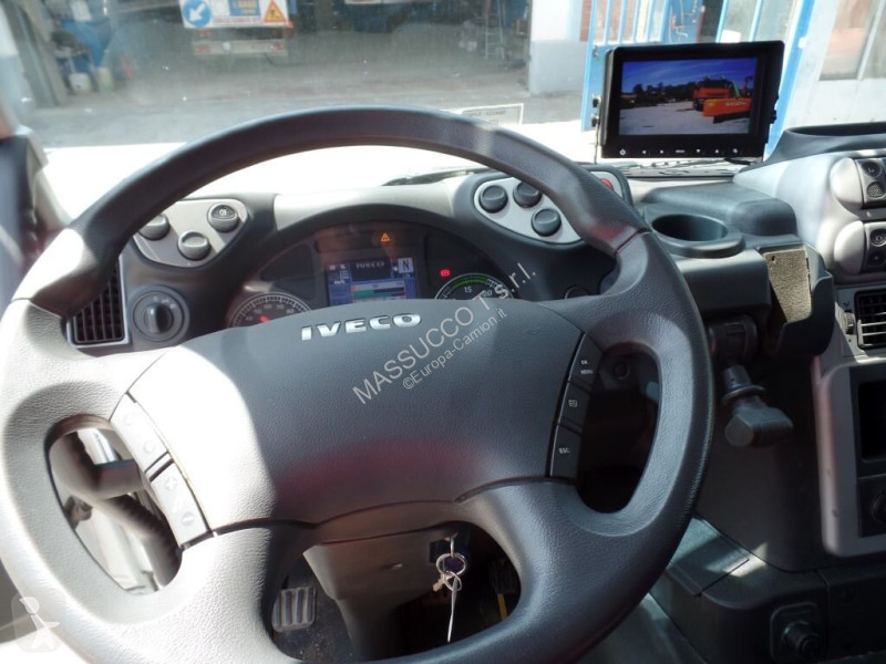 شاحنة Iveco 360