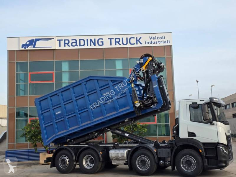شاحنة Iveco