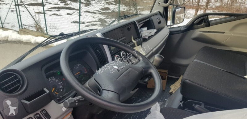شاحنة Fuso 6C18 4X4