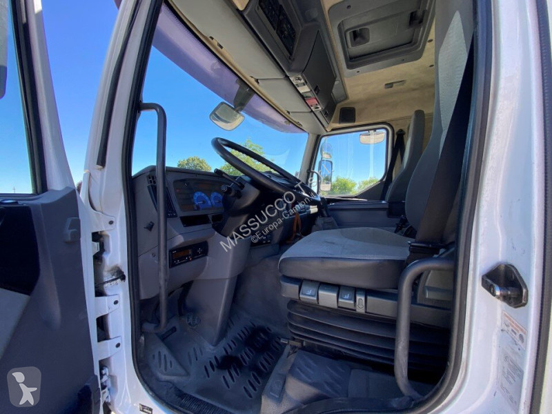 شاحنة Renault 370 6x2