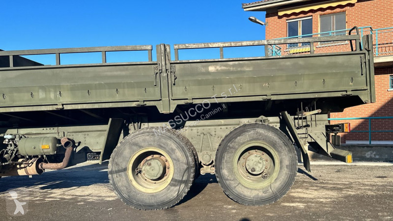 شاحنة Iveco 6x4
