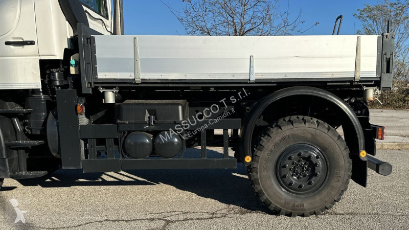شاحنة Mercedes 405 4X4