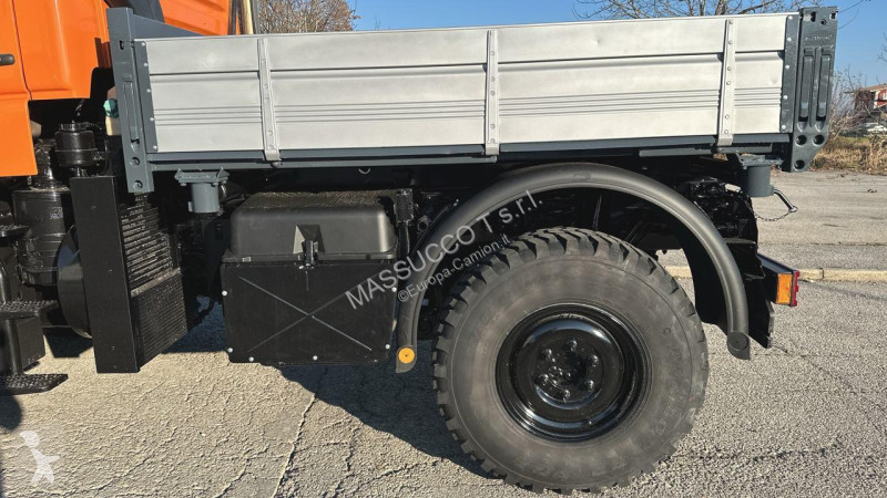 شاحنة Mercedes 405-10 4X4