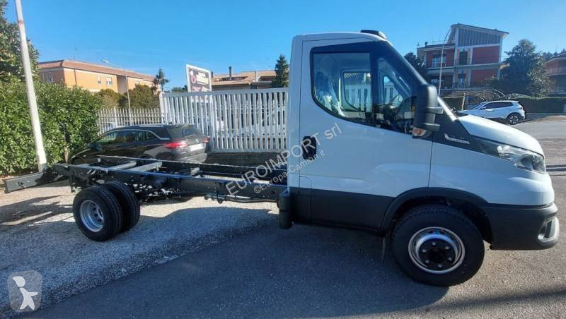 شاحنة Iveco