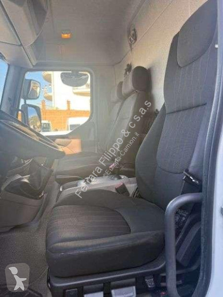 شاحنة DAF LF230