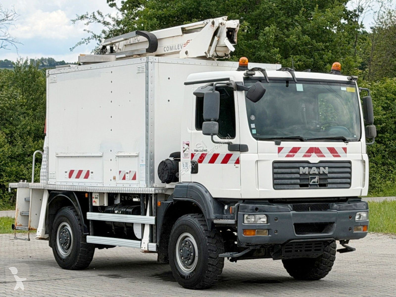 شاحنة MAN 13.240* Hubarbeitsbühne *COMILEV EN...