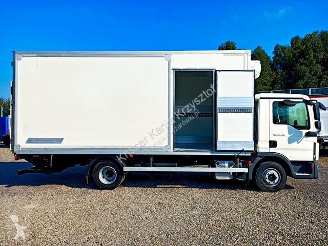 شاحنة MAN TGL 12.190 Carrier Xarios 500...