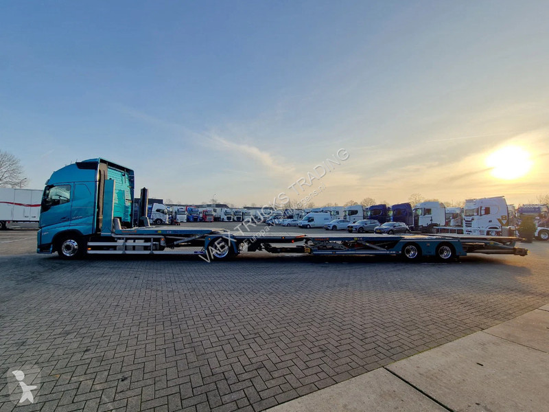 شاحنة Volvo 500 Globetrotter XL Cartransporter...