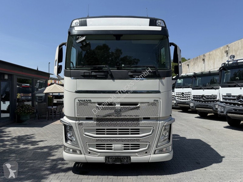 Trattore Stradale Volvo FH500 6X2 Kran HMF 2620...