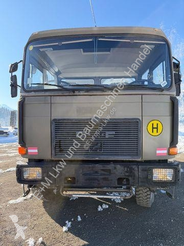 شاحنة MAN 4X4 FAHRSCHULE 128000 KILOMETER...