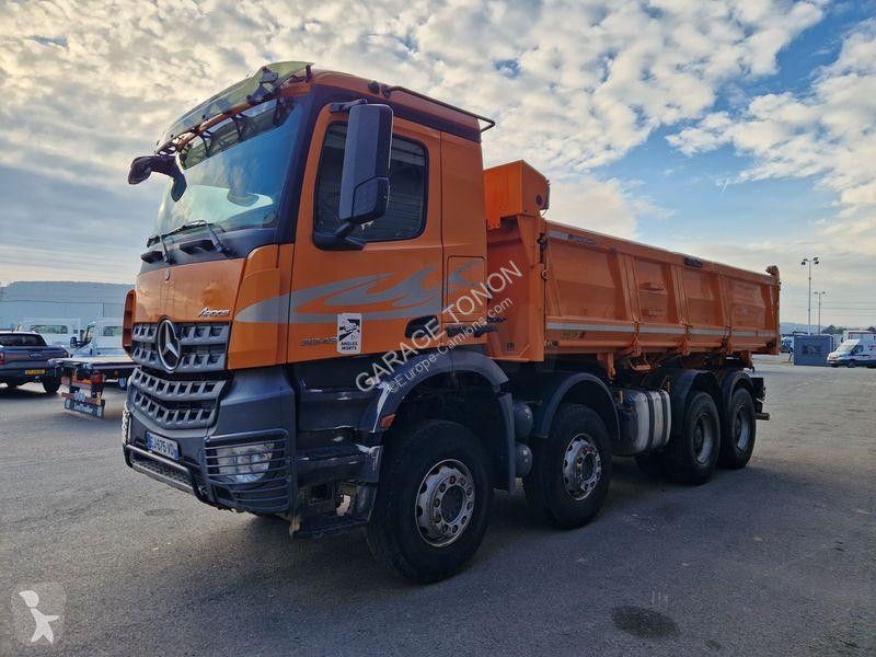 شاحنة Mercedes 3243