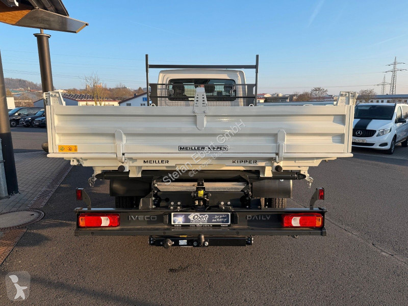 شاحنة Iveco 60C18 H 3-S.-Kipper *R3.450mm*2xAHK*