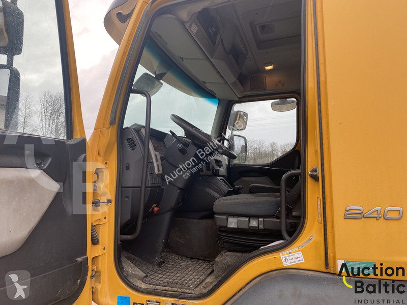Camion Volvo 240 4x2