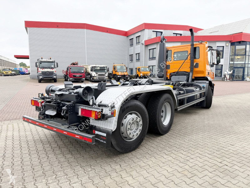 شاحنة  Stralis AD260S33Y/PS 6x2 Stralis...