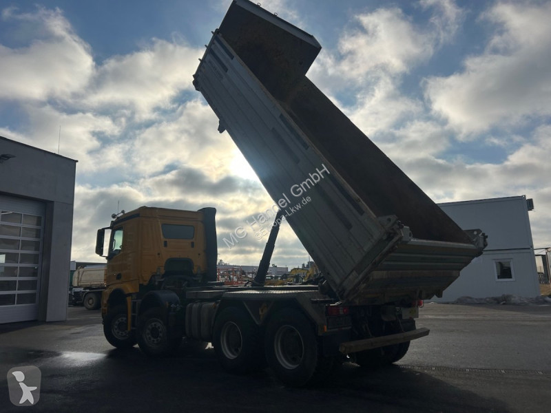 شاحنة Mercedes Arocs 4151, 8x4...