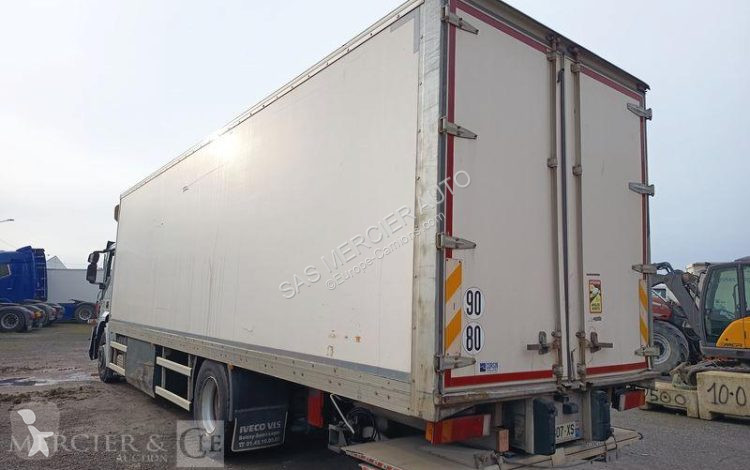 شاحنة Iveco