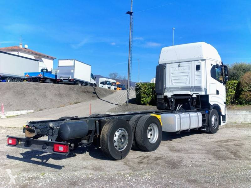 شاحنة Iveco