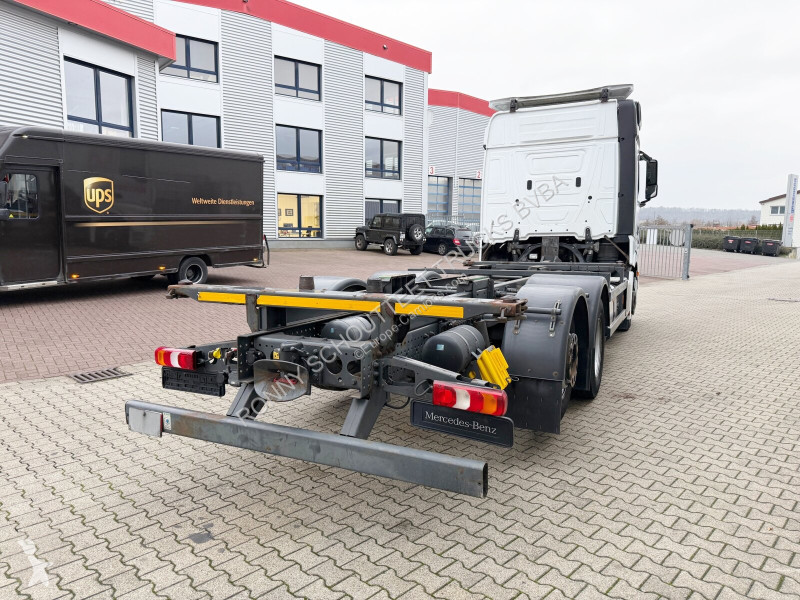 شاحنة Mercedes Actros 2542 L 6x2 Actros 2542 L...