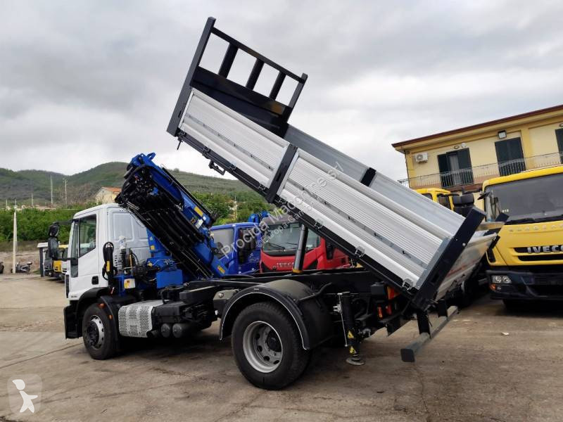 شاحنة Iveco