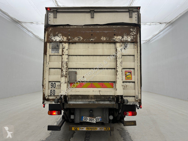 شاحنة Renault 270 DXi