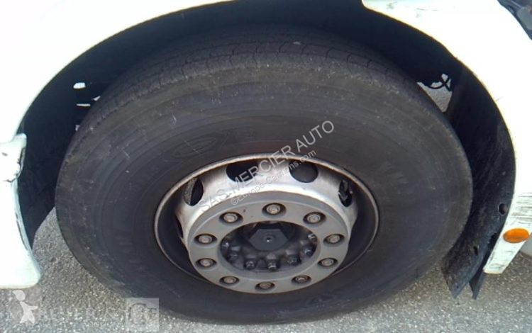 شاحنة Iveco