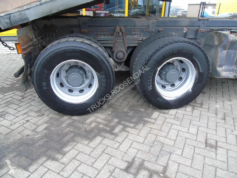 شاحنة Renault 410DXI + 8X4 + MANUAL + SPRING