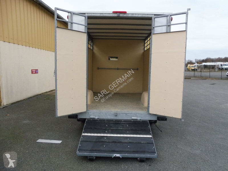 Nyttofordon Peugeot 2.0 BLUEHDI 130 PREMIUM PACK