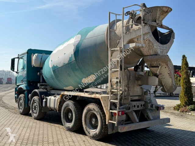 Camion Mercedes AROCS 3742 8x4 Betonmischer...