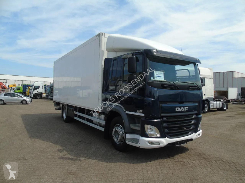 شاحنة DAF 220 + CARRIER + EURO 6 + LIFT