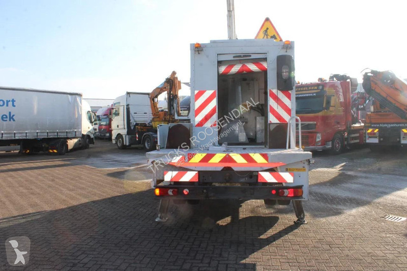 شاحنة Renault 220 + 14METER + EURO 5
