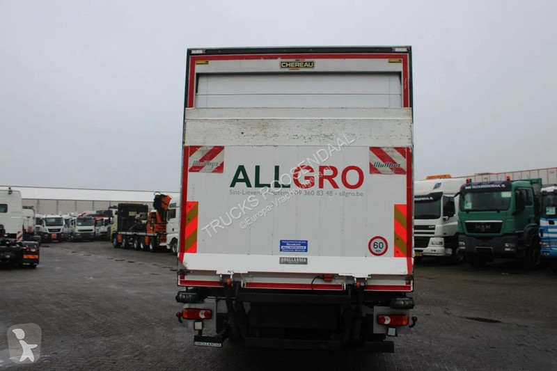 شاحنة Iveco 140e22 + EURO 6 + LOW KM + chereau