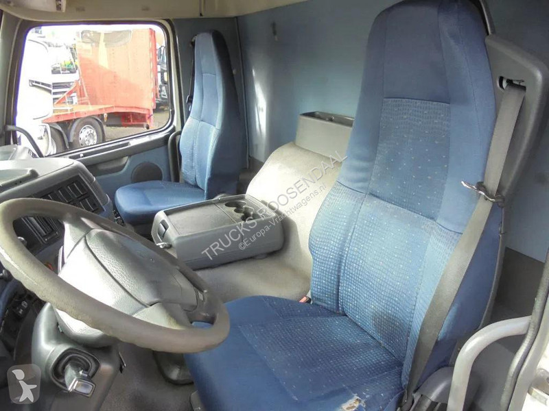شاحنة Volvo 9.310 + Euro 5 + Manual + Horse...