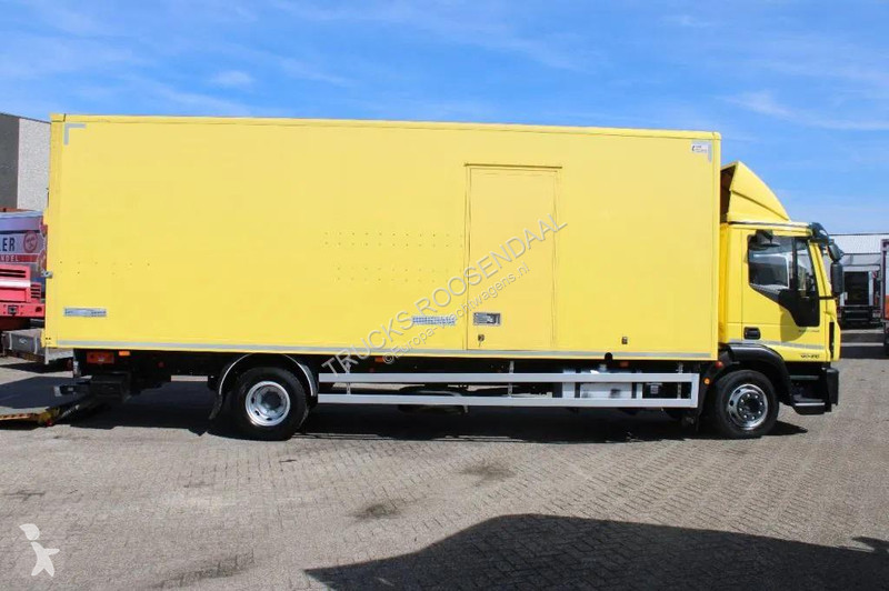 شاحنة Iveco 120E21 + Euro 6 + Dhollandia Lift +...