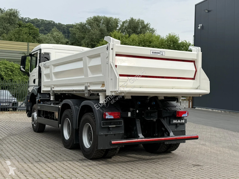 Lastbil MAN 33.440 MAN  33.440 6x6 3-Seiten-...