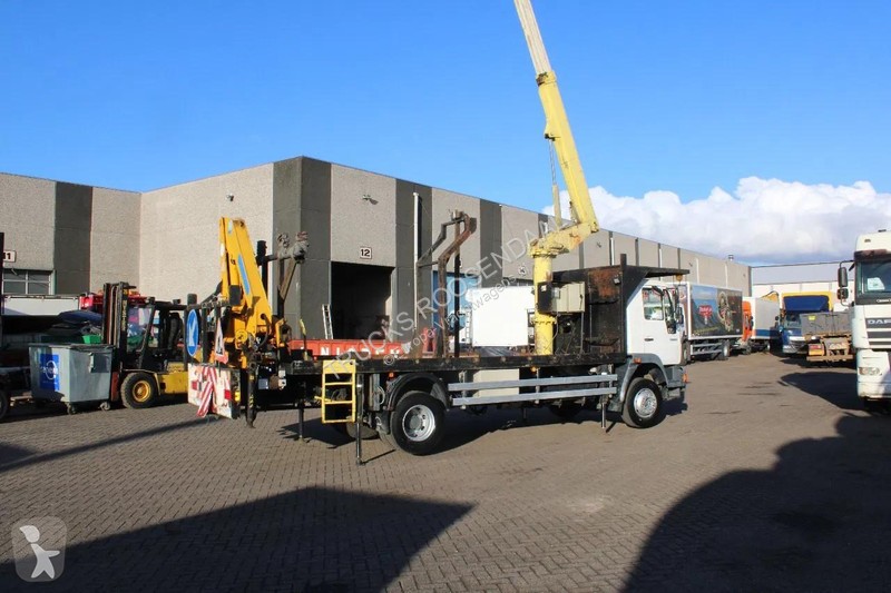 شاحنة MAN + EURO 2 + PTO + CRANE