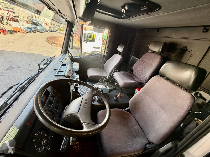شاحنة Iveco 190e35w cursor 4x4