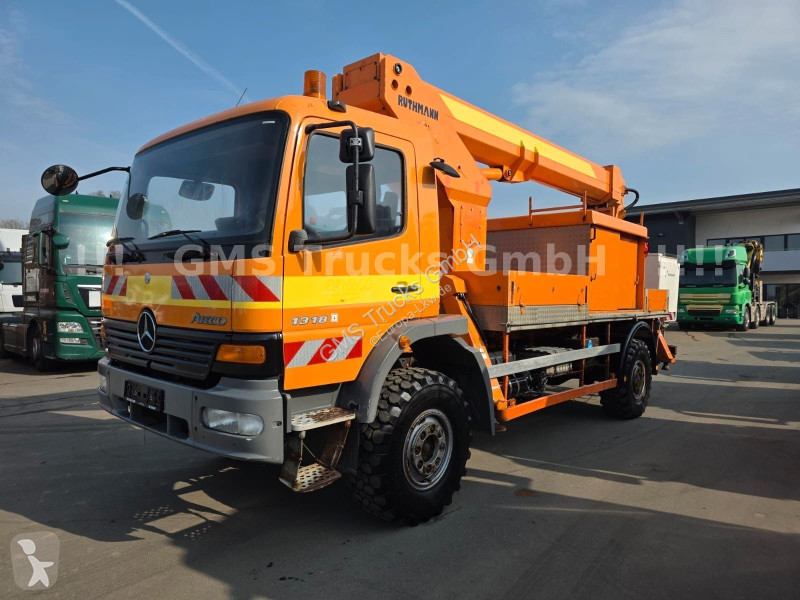 شاحنة Mercedes 1318 /4X4 ALLRAD/Isolatin/23m...
