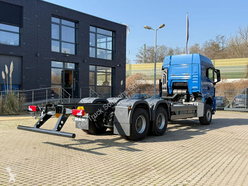 شاحنة MAN 33.520  33.520 6x4 BB Euro6e