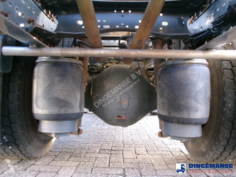 Lastbil Volvo 280 4x2 fuel tank 13.3 m3 / 4 comp