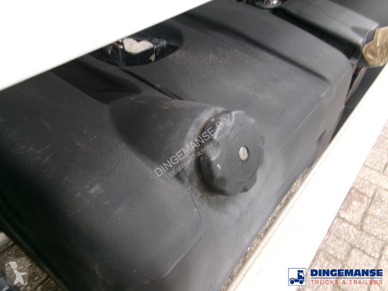 شاحنة Renault 280 Dxi 4x2 fuel tank 11.3 m3 / 3...