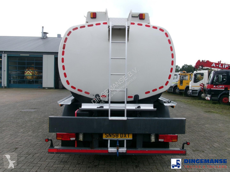شاحنة Volvo 240 4x2 RHD fuel tank 13 m3 / 4 comp