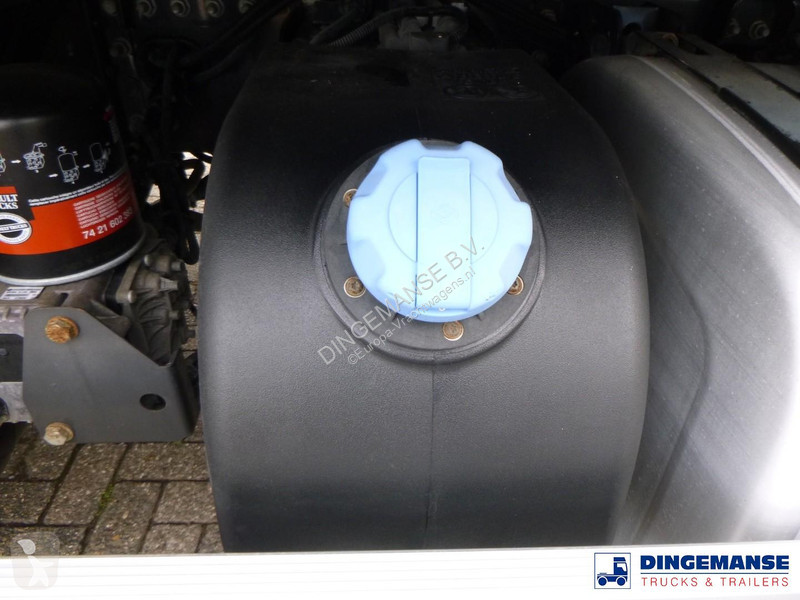 شاحنة Renault 270 dxi 4x2 fuel tank 13.7 m3 / 4...