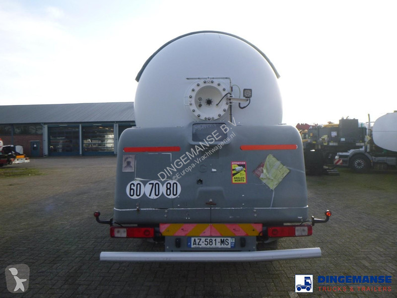 شاحنة Renault 260.19 dxi 4x2 gas tank 19.5 m3