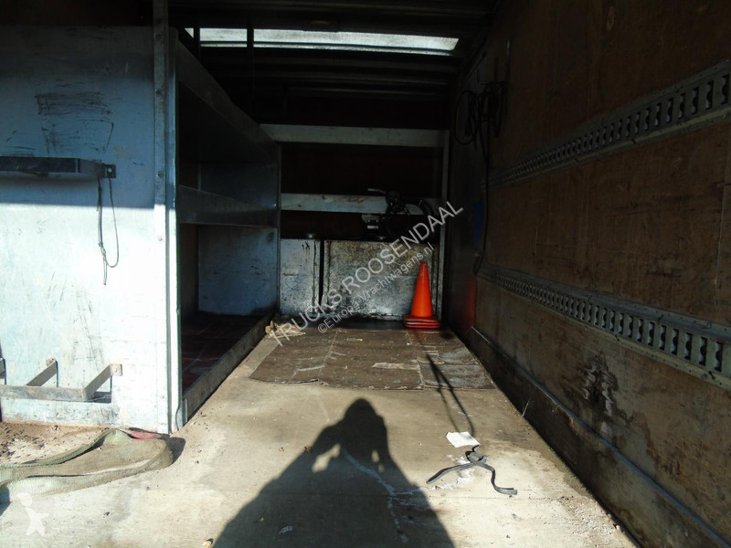 شاحنة Renault 12,220 + euro 5 + LIFT