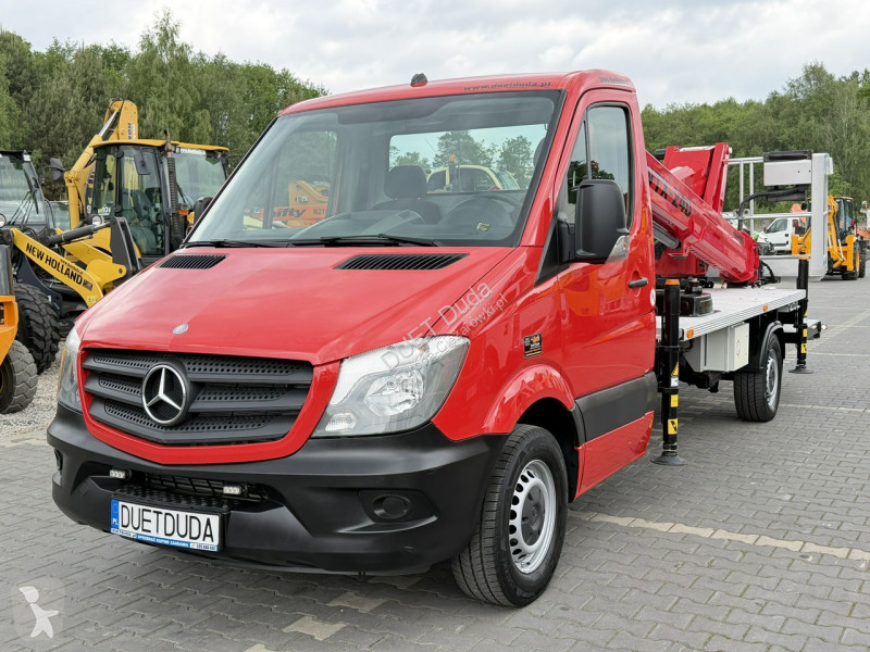 شاحنة Mercedes Zwyżka Podnośnik Koszowy...