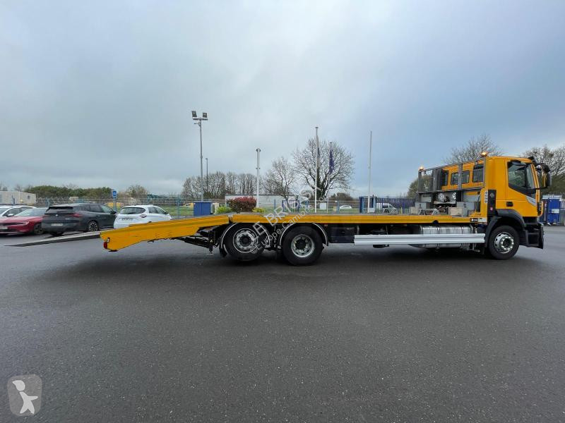 شاحنة Iveco  STRALIS 260S36