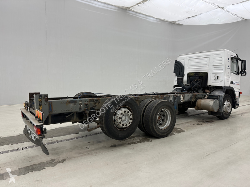 شاحنة Volvo 300 - 6x2